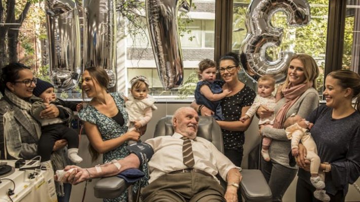 man-with-the-golden-arm-last-blood-plasma-donation-saved-millions-babies-james-harrison-australia-28-5afac3349121f-700