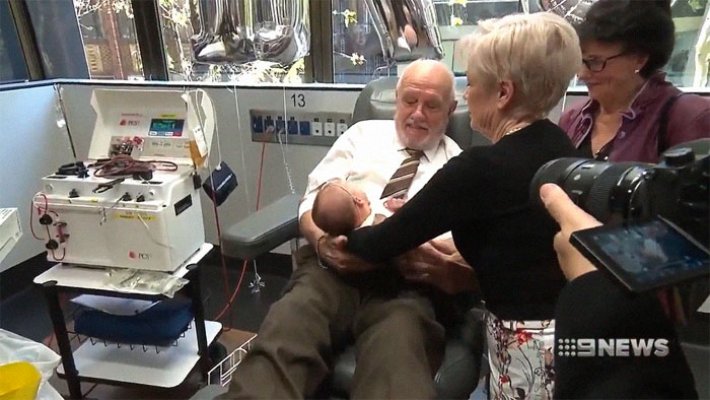 man-with-the-golden-arm-last-blood-plasma-donation-saved-millions-babies-james-harrison-australia-22-5afac327900d1-700