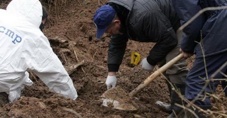 Na području Bratunca ekshumirani nekompletni posmrtni ostaci najmanje tri žrtve