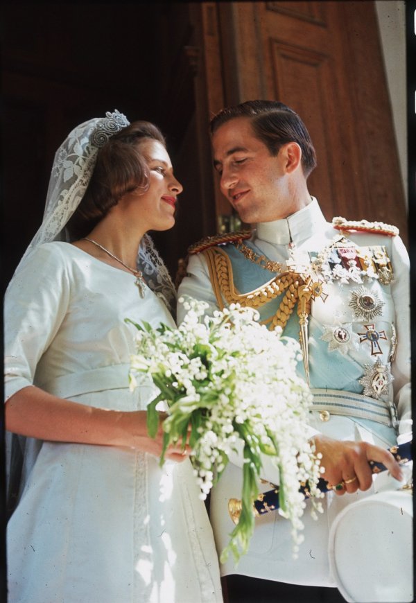 37-royal-wedding-dresses-princess-anne-marie-051418-getty