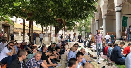 Džumu-namaz u Sarajevu od danas će klanjati samo imami i članovi džematskog odbora