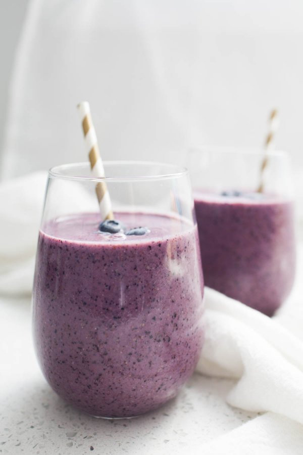 blueberry-greek-yogurt-smoothie-1