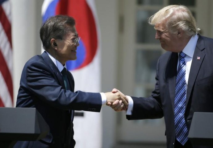 Moon i Trump razgovarali o Severnoj Koreji