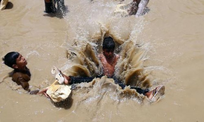 heatstroke-causes-at-least-65-deaths-in-pakistan-welfare-non-profit-says-f