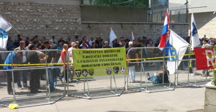 Protest demobilisanih  boraca u Sarajevu nije najavljen policiji