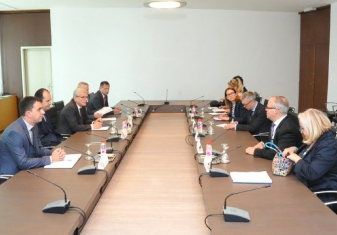  Džaferović i Softić razgovarali sa članovima Delegacije Venecijanske komisije Vijeća Evrope