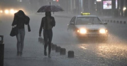 OLUJNO NEVRIJEME IZNENADILO SVE: Evo kako je to izgledalo u glavnom gradu