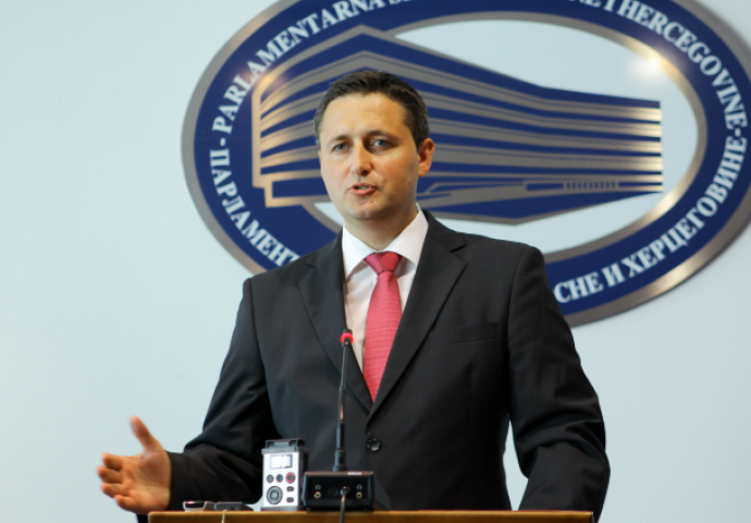 Potvrđeno: Kandidat SDP-a za Predsjedništvo je Denis Bećirović