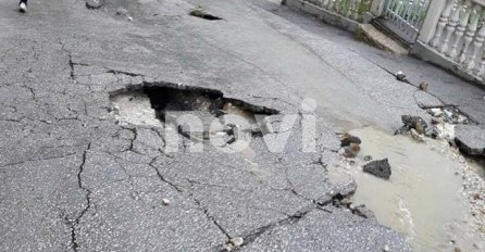 STRAŠNO: Pogledajte šta je jučerašnje nevrijeme uradilo sa sarajevske ulice! (FOTO)