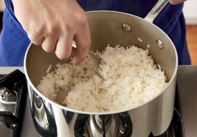 Ako ste kupili ovu rižu, bacite ju jer je puna pesticida