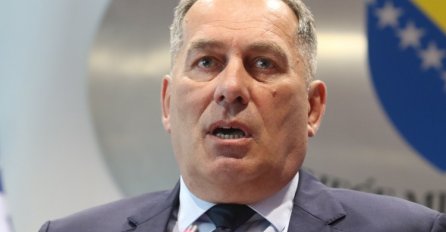 Mektić: Dodik koristi migrante u političke svrhe