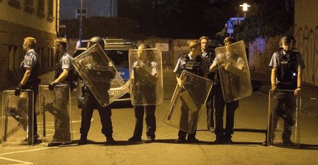 Incident u Njemačkoj: Najmanje 15 policajaca povrijeđeno