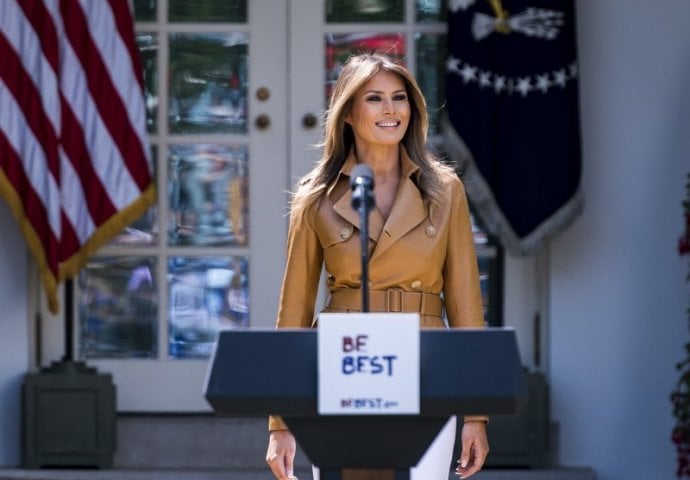 MELANIA SE I DALJE NE POJAVLJUJE U JAVNOSTI: Misterij se nastavlja, evo šta je sada uradila