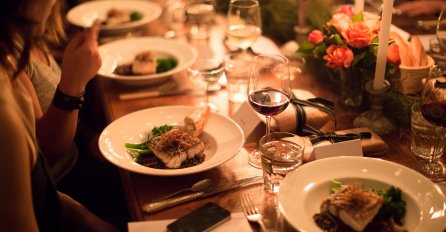 "Momak mi je iz Amerike i slabo govori bosanski"