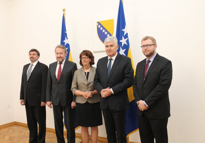Barkley pozdravio ostvareni napredak i reforme u BiH