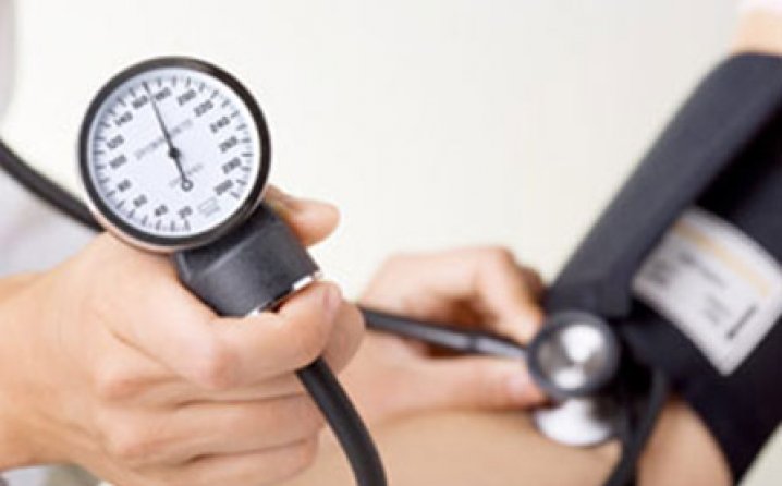 hipertenzija korak 1 tableta koliki je normalan krvni pritisak kod odraslih