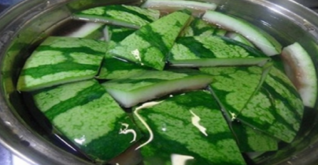 JEDEMO LUBENICU, A OVO NAM NISU REKLI: Nakon što ovo pročitate promijenit ćete mišljenje o ovom voću 