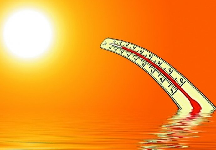 UPOZORENJE! NIKO NE ZNA ŠTA SE DOGAĐA: Jadran je najtopliji u posljednjih 100 godina, a biće sve gore!