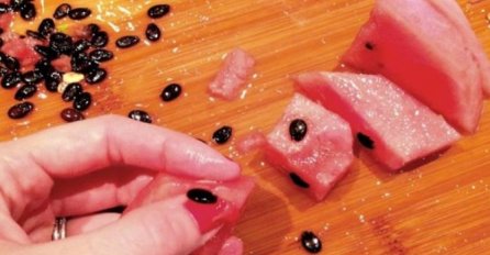 NEMOJTE BACATI KOŠPICE OD LUBENICE: Niste ni svjesni koliko su zdrave, evo šta možete napraviti od njih