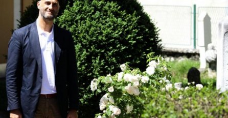 I POLICIJA RS IMA RAZUMIJEVANJE ZA MUSLIMANE/Muhamed Velić: "Pustit ću vas samo zbog iftara, a inače bih vam nalog pisao"