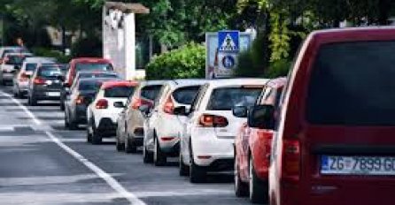 HRVATSKA: Zbog visoke cijene goriva nakratko zaustavljen saobraćaj 