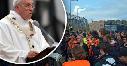 Papa Franjo traži 'svjetski pakt o izbjeglicama'