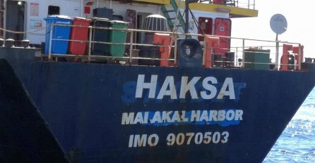 U njega ponovo prodire voda: Zaustavljeno tegljenje turskog broda