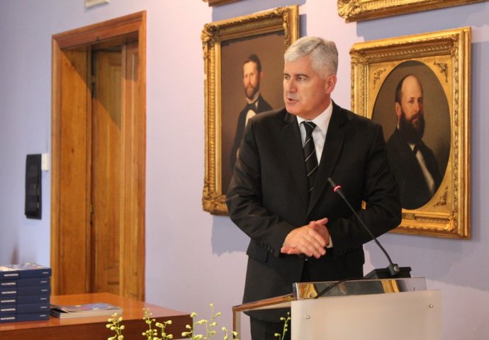 Čović u Zagrebu održao predavanje 'Euroatlantske integracije BiH i Hrvatska'