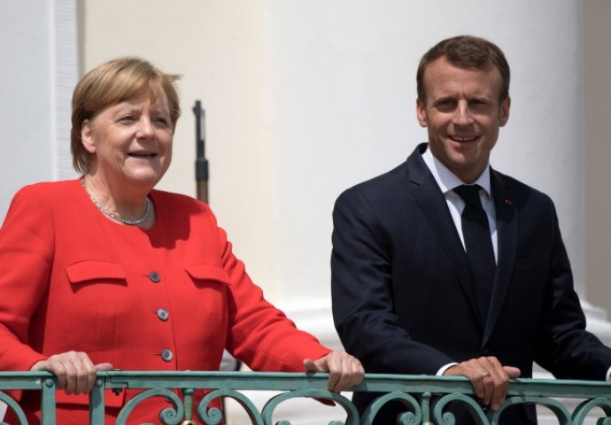 Merkel i Macron dogovorili 'novo poglavlje' za eurozonu