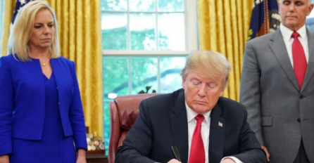 TRAMP POPUSTIO I POTPISAO NOVU UREDBU: Više neće oduzimati djecu roditeljima na granici