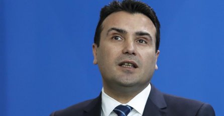 Merkel i May čestitale Zaevu za postizanje dogovora