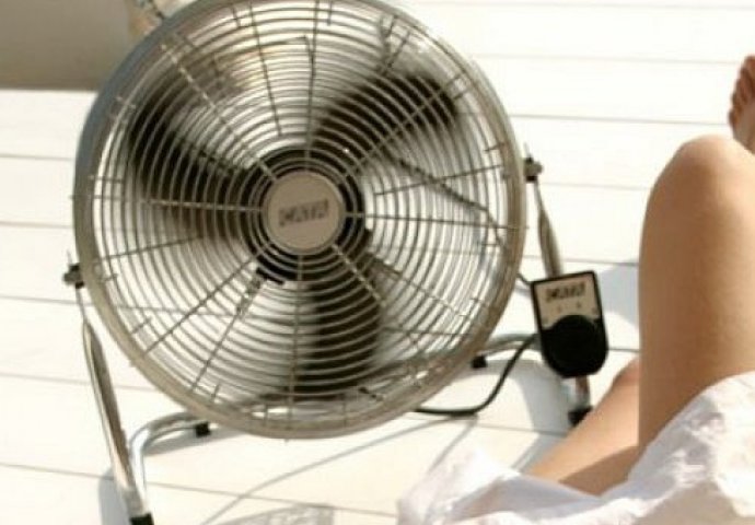 RASHLADITE SVOJ DOM OVOG LJETA: Kad ovako postavite ventilator on radi bolje od KLIME