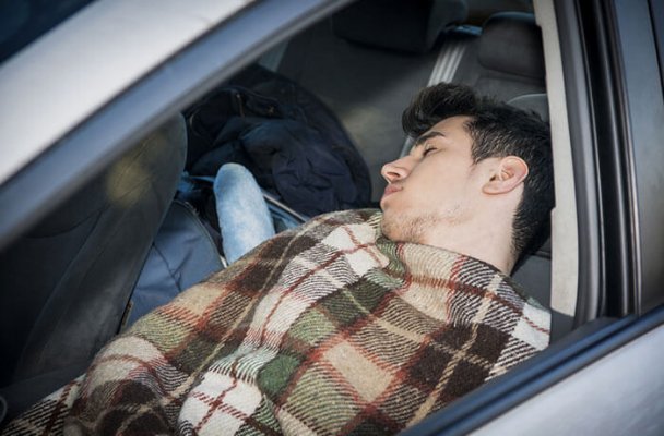 is-it-illegal-to-sleep-in-your-car-one
