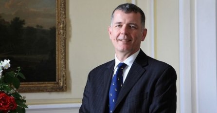 Moore: Nacionalistička retorika odvlači pažnju sa stvarnih pitanja