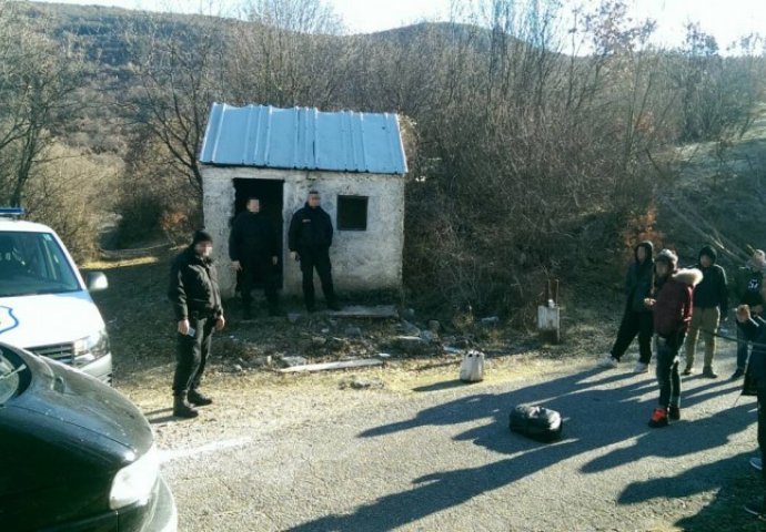 Na području Policijske uprave Prijedor pronađena 32 ilegalna migranta