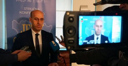 Salkić: Bosanski jezik je pobijedio one koji su ga negirali pa će i ovu vlast RS