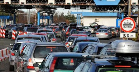 STANJE NA PUTEVIMA: Na graničnim prelazima Izačić na izlazu i Bosanski Brod na ulazu u našu zemlju pojačan je promet vozila