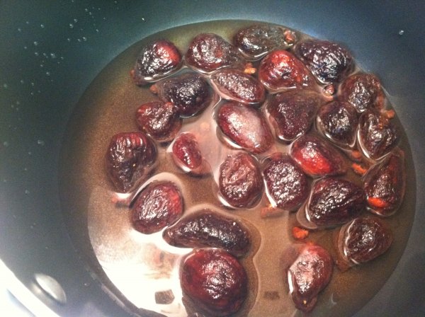 figs-in-water