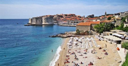 IZ HRVATSKE STIGLO OPASNO UPOZORENJE TURISTIMA: "Ni slučajno se ne kupajte u ovom dijelu, OZBILJNO ĆETE SE ZARAZITI"