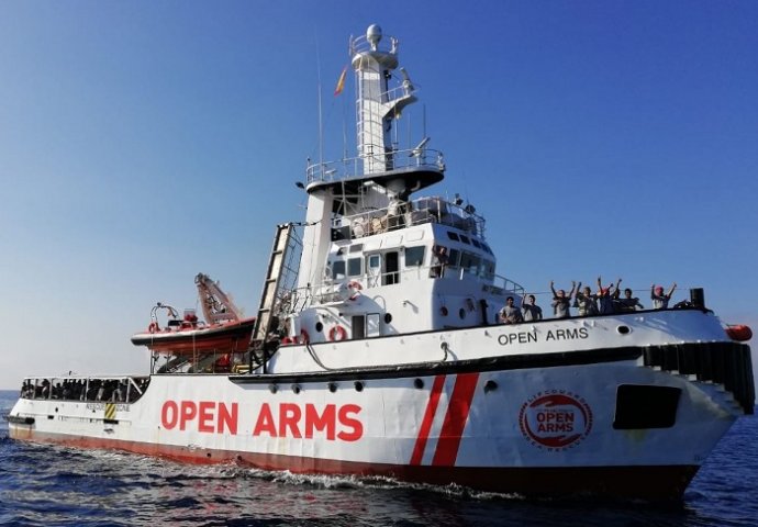 Spasilački brod "Open Arms" sa 60 migranata stigao u Španiju