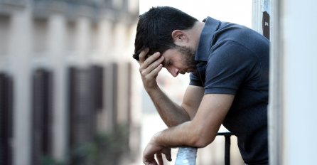 "Moj tata je izuzetno bogat, mnogi ga smatraju velikim humanitarcem, ali on je najveće smeće"