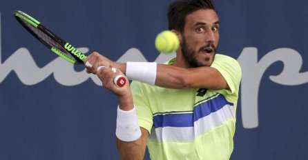 URNEBESAN PRIZOR NA WIMBLEDONU: Džumhur vrištao od smijeha kad je na tribinama ugledao ovog čovjeka, HRVATI OVO MORAJU VIDJETI (FOTO)