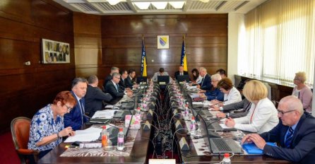 Federalna vlada proglasila 11. juli 2018. danom sjećanja na genocid u Srebrenici