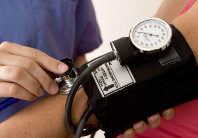 Kako brzo sniziti krvni pritisak?