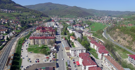 PANIKA U HADŽIĆIMA: Lažna patronažna sestra otela bebu?!