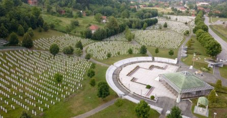 U Potočarima počela komemoracija povodom 23. godišnjice genocida
