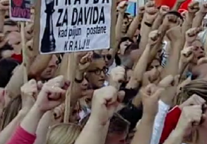 15.000 LJUDI ZA DAVIDA, DŽENANA, DANIJELU: Ovako je danas bilo u Banjaluci! (FOTO)