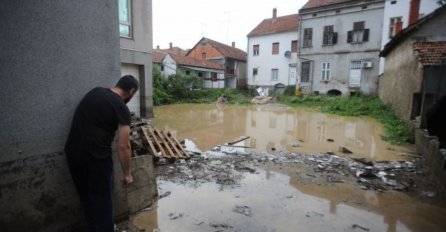 SRBIJA: Vanredna situacija proglašena je u 10 opština