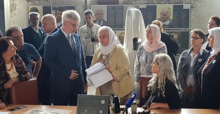 Subašić njemačkom tužiocu predala spisak 22.000 osoba