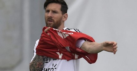 MESSI POSLAO PORUKU ZAROBLJENIM DJEČACIMA U PEĆINI NA TAJLANDU: Ne možemo ni zamisliti njihovu reakciju kad čuju šta im je rekao (VIDEO)